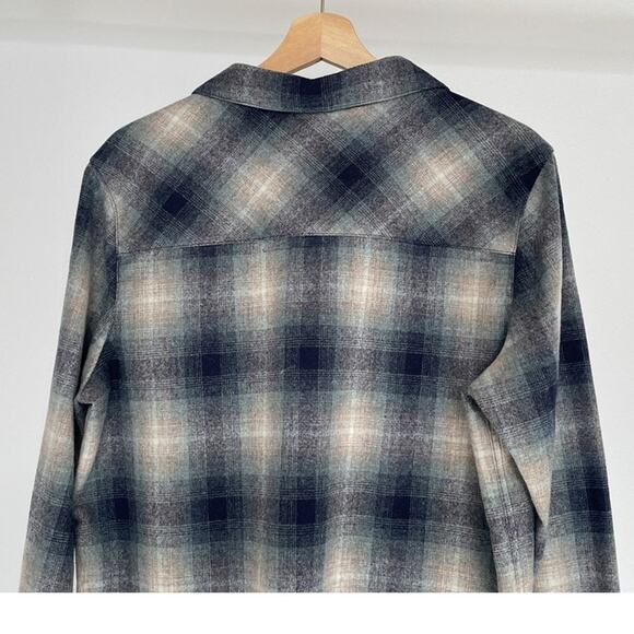 Pendleton Made in USA Wool Blue Plaid Button Up Mens Shirt Sz L Lodge One Pocket - Picture 6 of 12